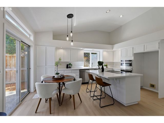 17715 Nw ANASTASIA Dr, Portland, OR 97229