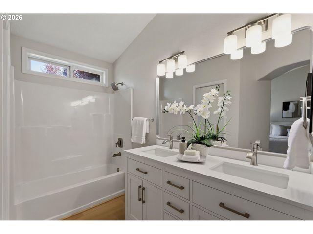 17715 Nw ANASTASIA Dr, Portland, OR 97229