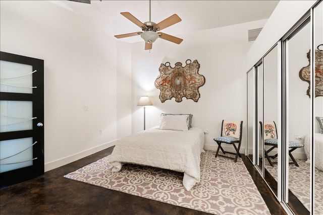 311 W 5th ST 1005, Austin, TX 78701