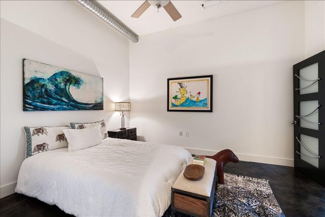 311 W 5th ST 1005, Austin, TX 78701