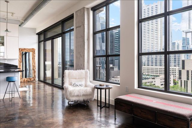 311 W 5th ST 1005, Austin, TX 78701