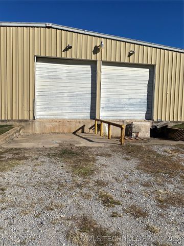 614 SW Moore, Ardmore, OK 73401