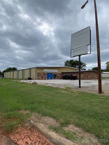 614 SW Moore, Ardmore, OK 73401