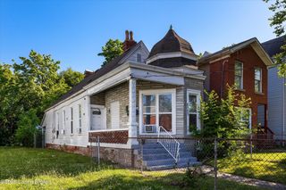 2723 W Chestnut St, Louisville, KY 40211