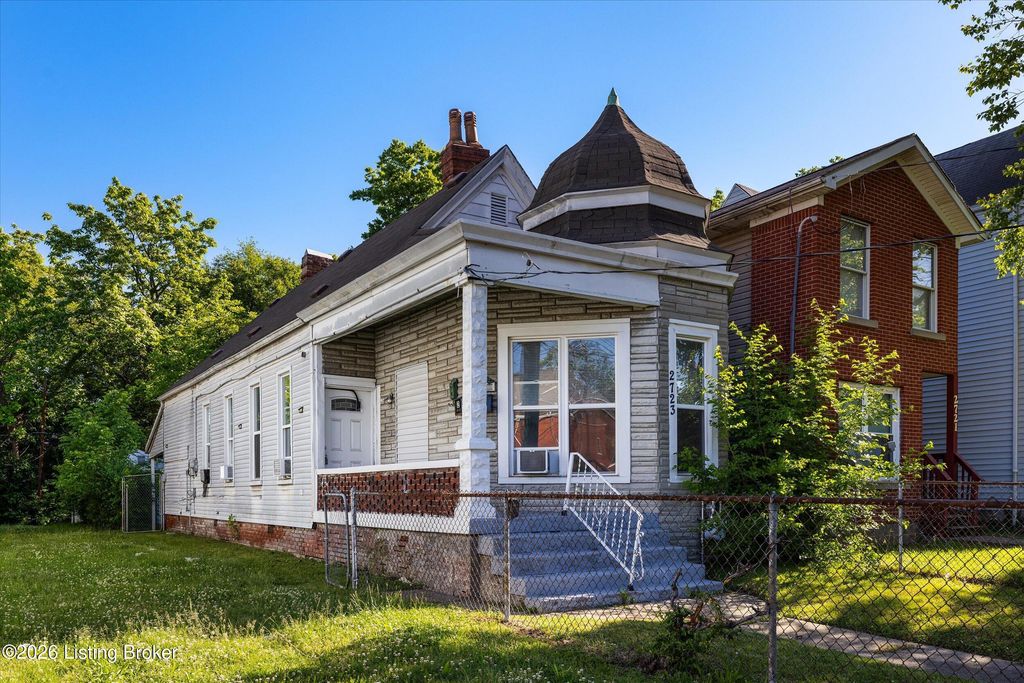2723 W Chestnut St, Louisville, KY 40211