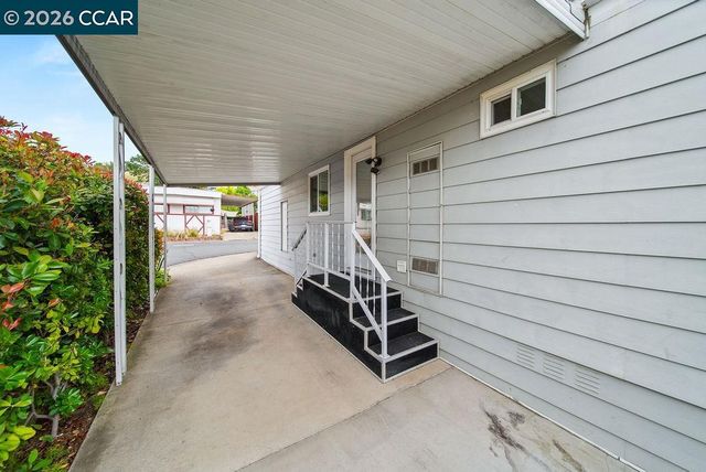 20 Terrace Dr 20, Concord, CA 94518