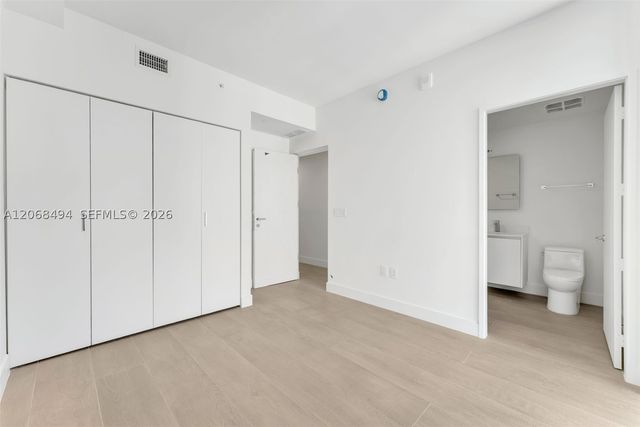 700 NE 24th St 1207, Miami, FL 33137