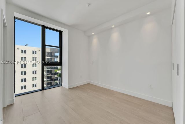 700 NE 24th St 1207, Miami, FL 33137