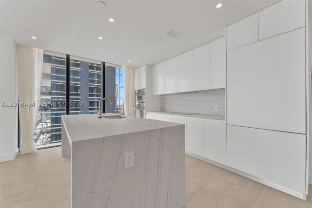 700 NE 24th St 1207, Miami, FL 33137