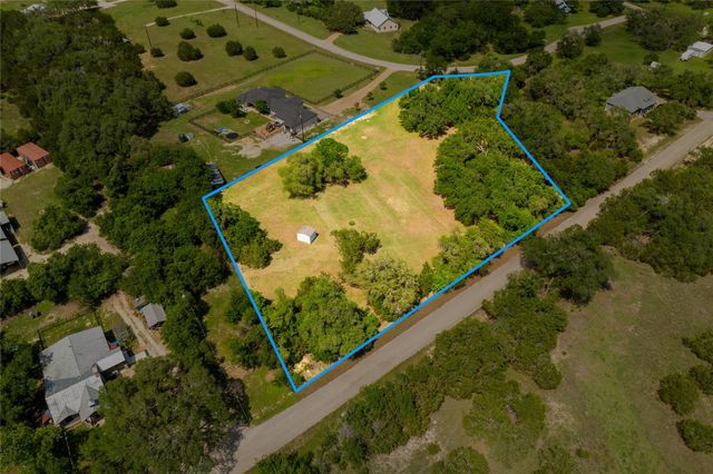 187 Beauchamp RD, Dripping Springs, TX 78620