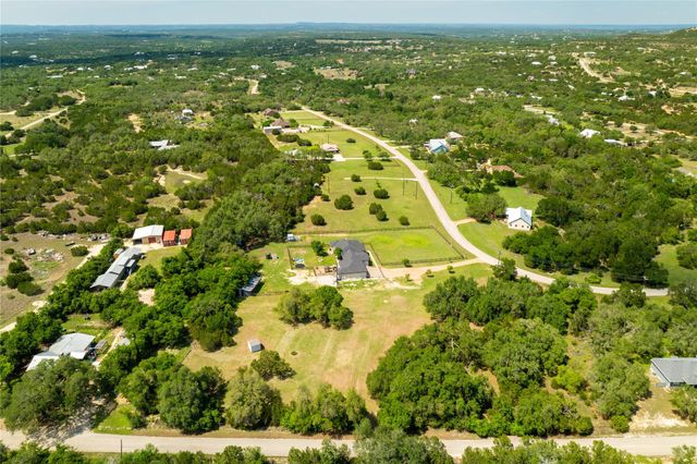 187 Beauchamp RD, Dripping Springs, TX 78620