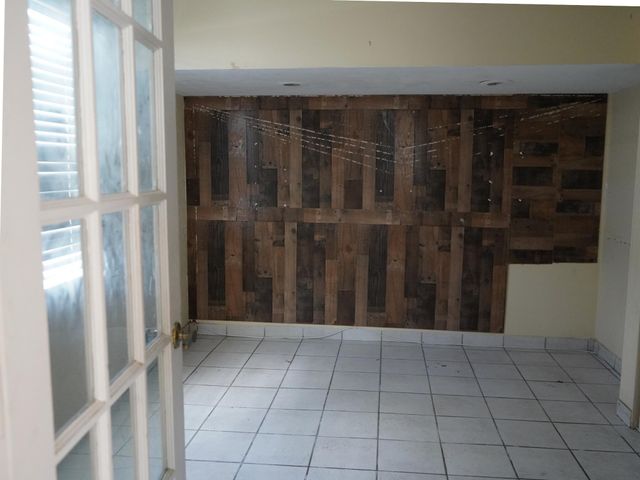 253 NE 211th Terrace, North Miami Beach, FL 33179