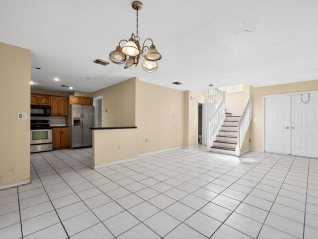 253 NE 211th Terrace, North Miami Beach, FL 33179