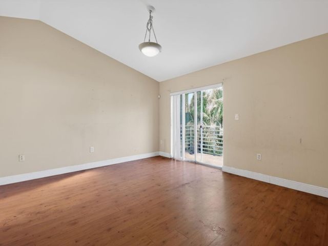 253 NE 211th Terrace, North Miami Beach, FL 33179