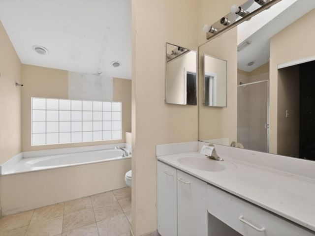 253 NE 211th Terrace, North Miami Beach, FL 33179