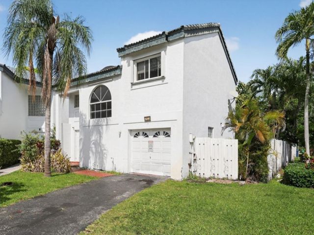 253 NE 211th Terrace, North Miami Beach, FL 33179