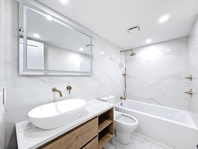 955 Egret B-207, Delray Beach, FL 33444