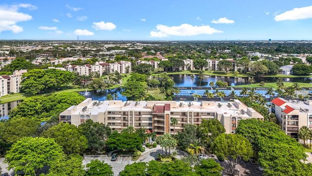 955 Egret B-207, Delray Beach, FL 33444