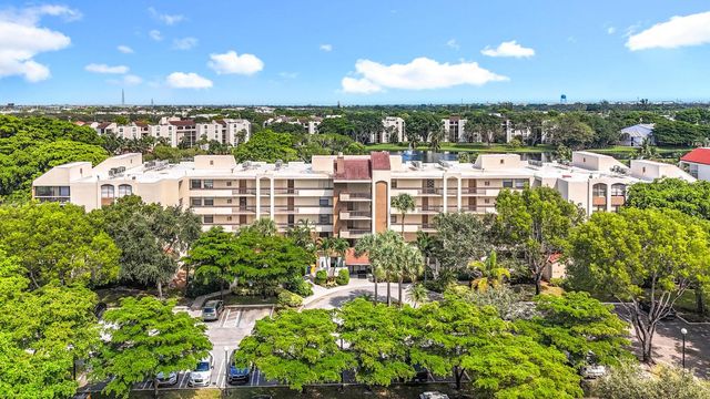 955 Egret B-207, Delray Beach, FL 33444