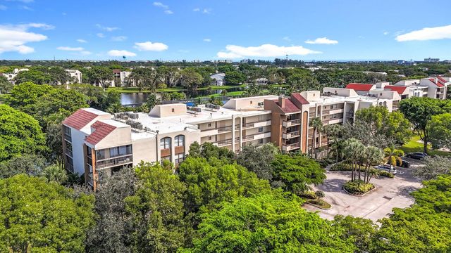 955 Egret B-207, Delray Beach, FL 33444