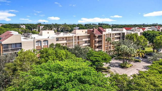 955 Egret B-207, Delray Beach, FL 33444