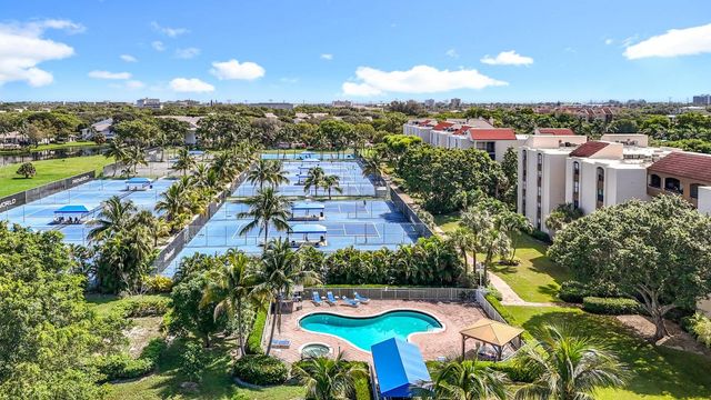 955 Egret B-207, Delray Beach, FL 33444