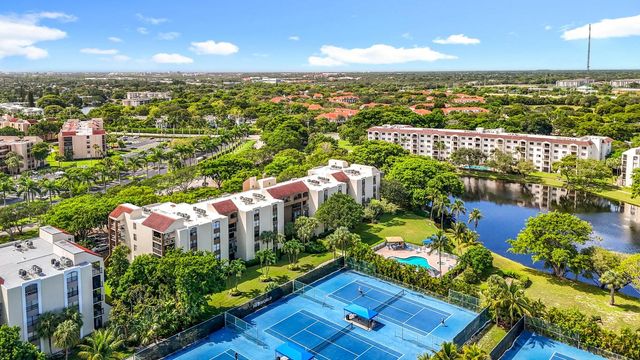 955 Egret B-207, Delray Beach, FL 33444