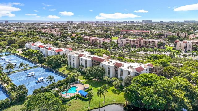 955 Egret B-207, Delray Beach, FL 33444