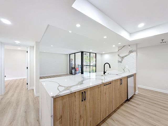 955 Egret B-207, Delray Beach, FL 33444