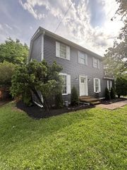 3221 New Towne Rd, Antioch, TN 37013
