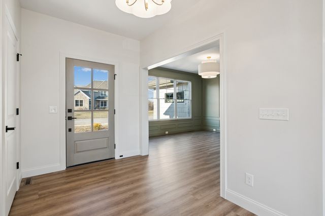 6501 BLACKBIRD Lane, Bettendorf, IA 52722