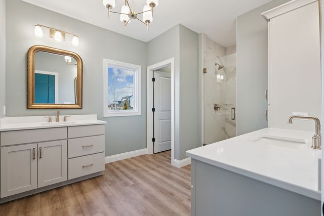 6501 BLACKBIRD Lane, Bettendorf, IA 52722