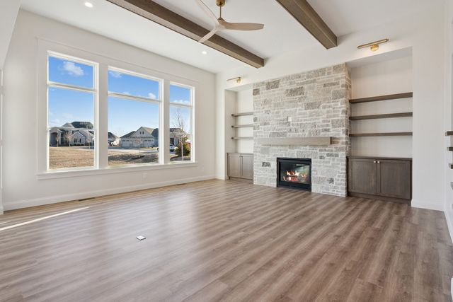 6501 BLACKBIRD Lane, Bettendorf, IA 52722