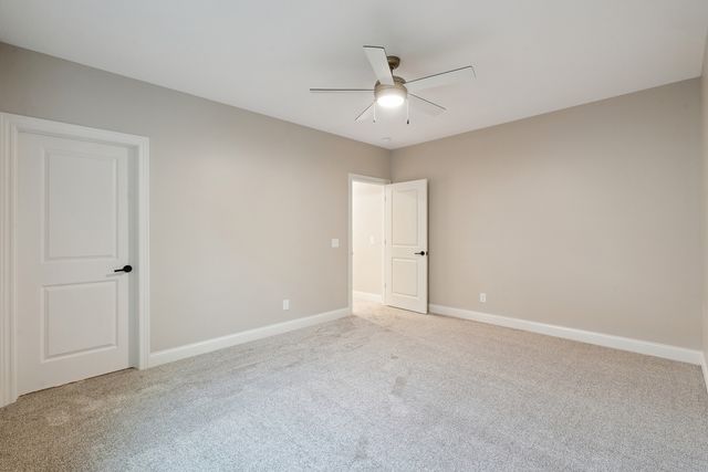 6501 BLACKBIRD Lane, Bettendorf, IA 52722