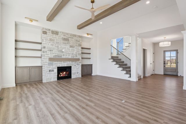 6501 BLACKBIRD Lane, Bettendorf, IA 52722