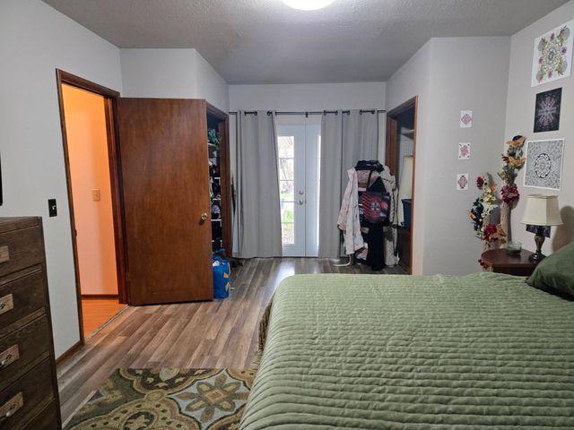 4439 Whittier Rd, Clayton, WA 99110