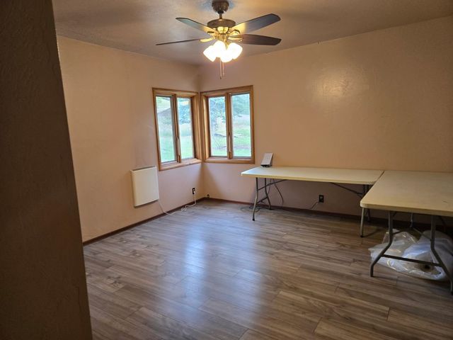 4439 Whittier Rd, Clayton, WA 99110