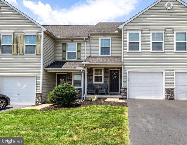 345 CEDAR RUN DR, York, PA 17404
