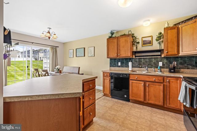 345 CEDAR RUN DR, York, PA 17404