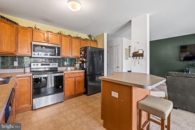 345 CEDAR RUN DR, York, PA 17404