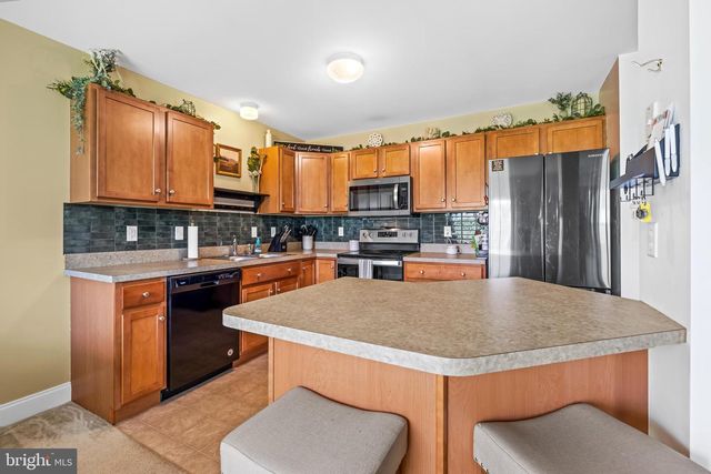 345 CEDAR RUN DR, York, PA 17404