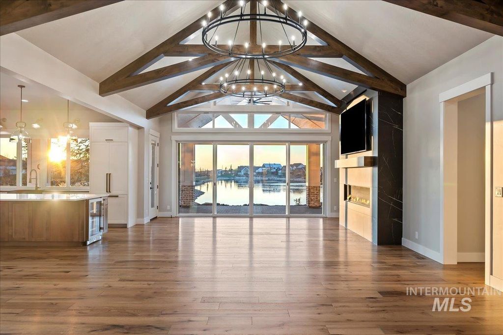 7645 W Palamas Dr, Eagle, ID 83616 photo 2