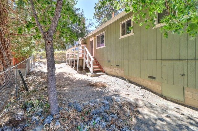 5291 Orchard Dr, Wrightwood, CA 92397