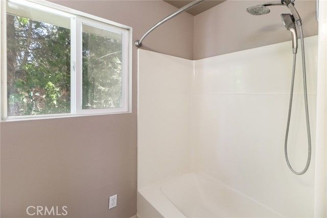 5291 Orchard Dr, Wrightwood, CA 92397