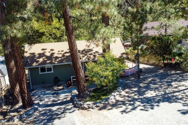 5291 Orchard Dr, Wrightwood, CA 92397