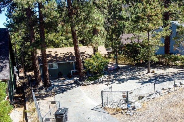 5291 Orchard Dr, Wrightwood, CA 92397