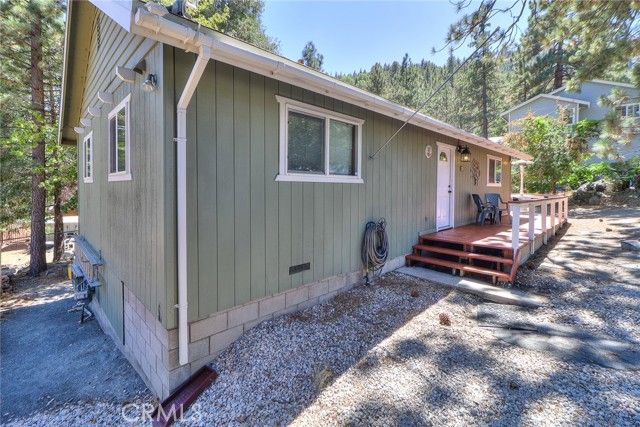 5291 Orchard Dr, Wrightwood, CA 92397