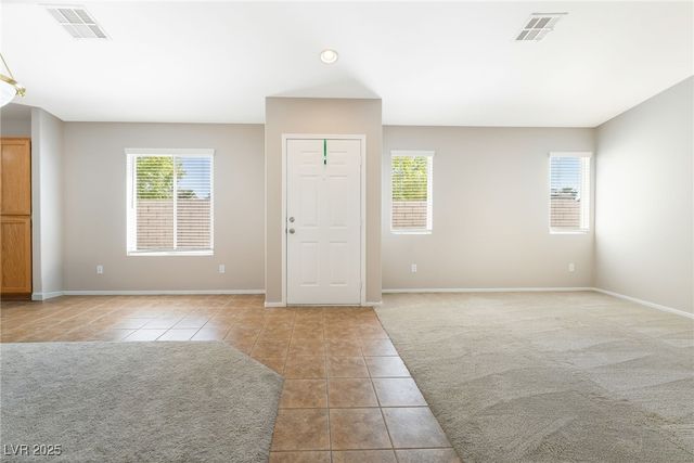 8920 Iron Hitch Avenue, Las Vegas, NV 89143