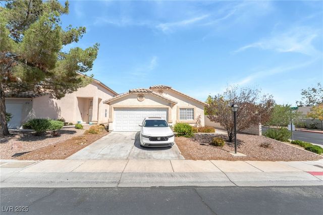 8920 Iron Hitch Avenue, Las Vegas, NV 89143