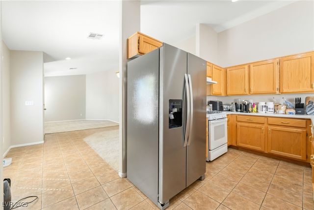 8920 Iron Hitch Avenue, Las Vegas, NV 89143